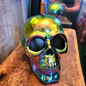 Ceramic iridescent finish battery operated light up skull
